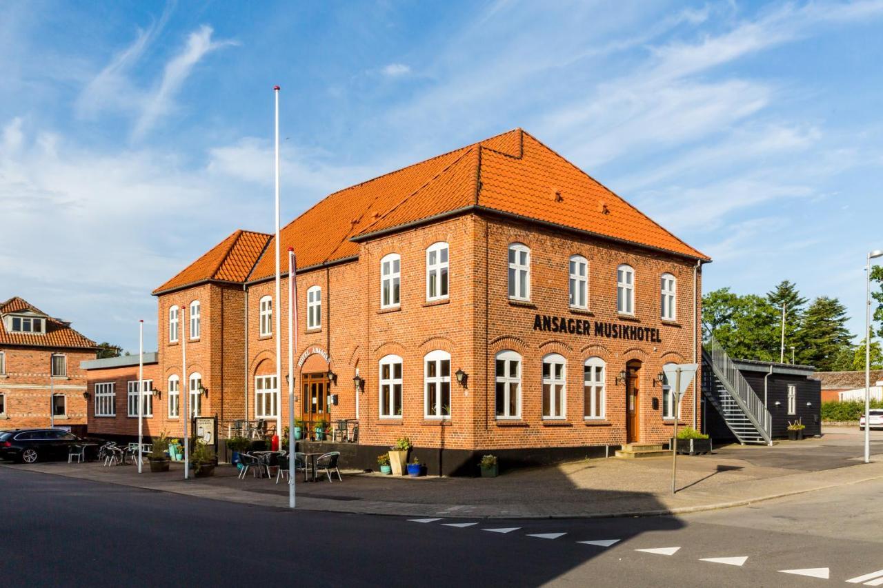 Ansager Hotel Og Hytteby Екстер'єр фото